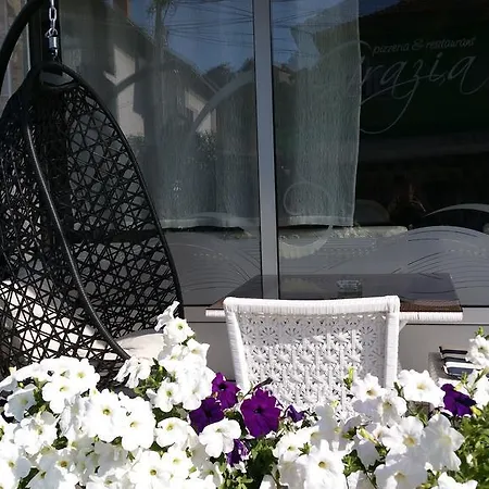 Grazia Πανσιόν